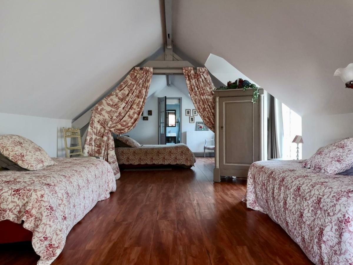 Le Domaine Des Pres Du Hom 4*