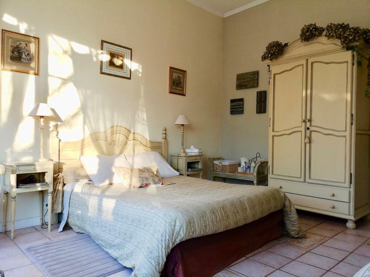 Le Domaine Des Pres Du Hom Bed & Breakfast